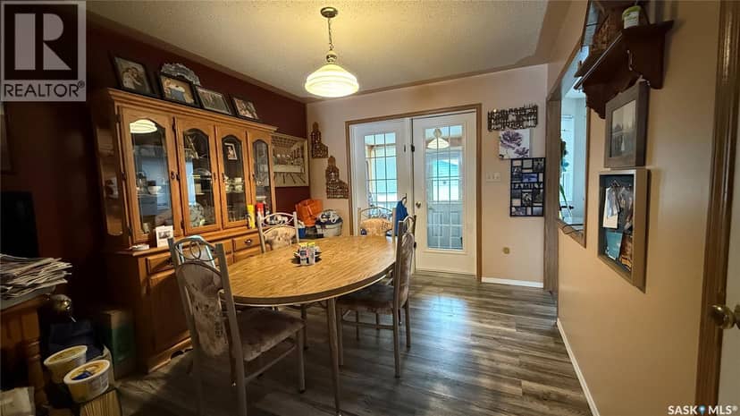 10326 Henderson DRIVE, North Battleford, photo 3