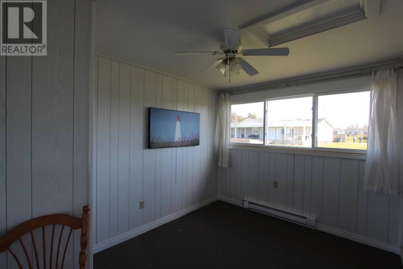 3/7 MELDRUM Place — photo 11 of 36