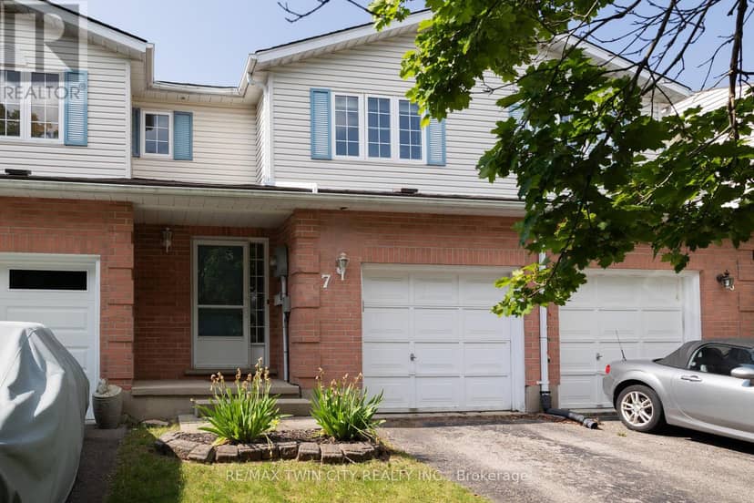 7 Graystone Court — photo 2 of 17