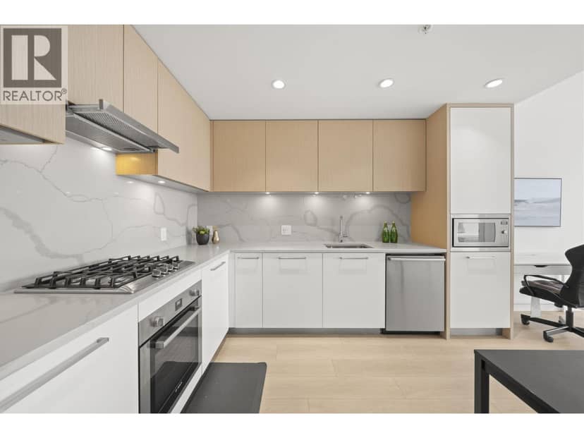 1307 567 CLARKE ROAD, Coquitlam