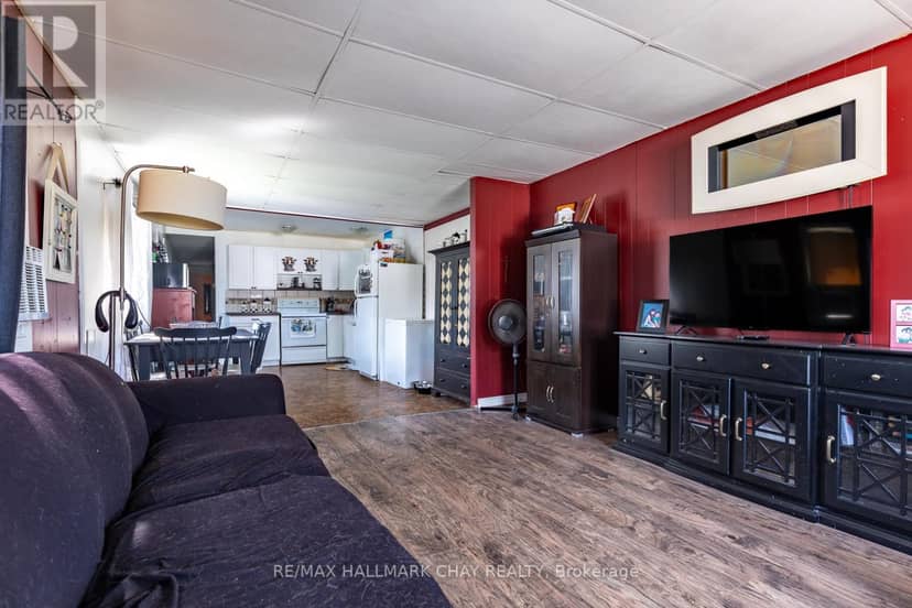 1331 Hilltop Road — photo 9 of 16