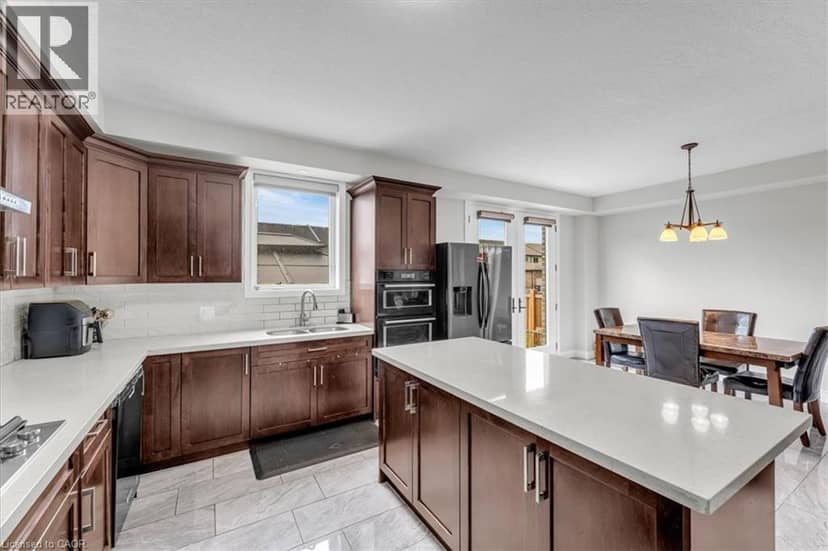 121 DALLAN Drive — photo 24 of 40