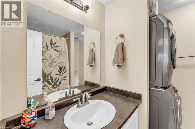 121 DALLAN Drive — photo 40 of 40