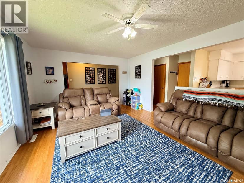 160 3rd AVENUE SE, Swift Current, photo 4