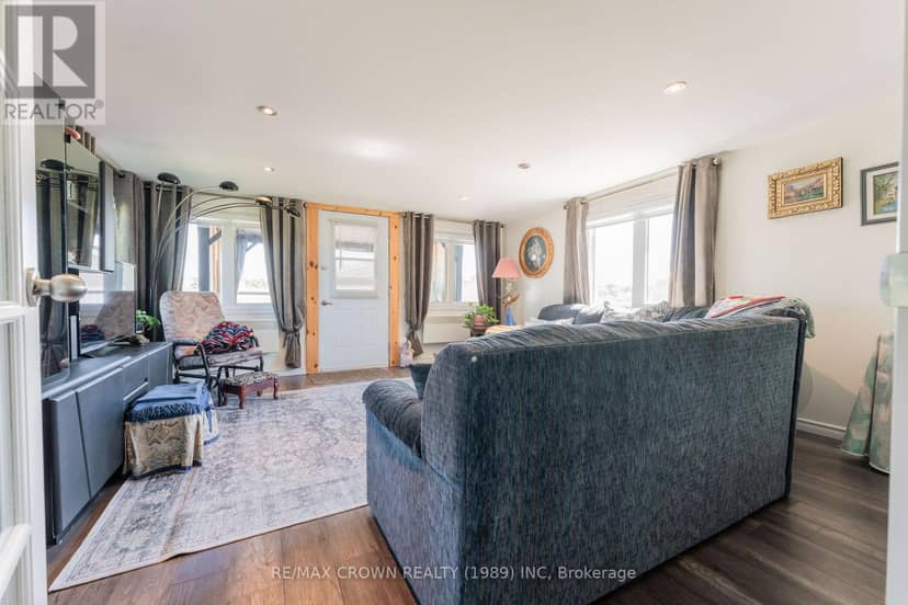 Opasatika - 104 Government Road — photo 15 of 40