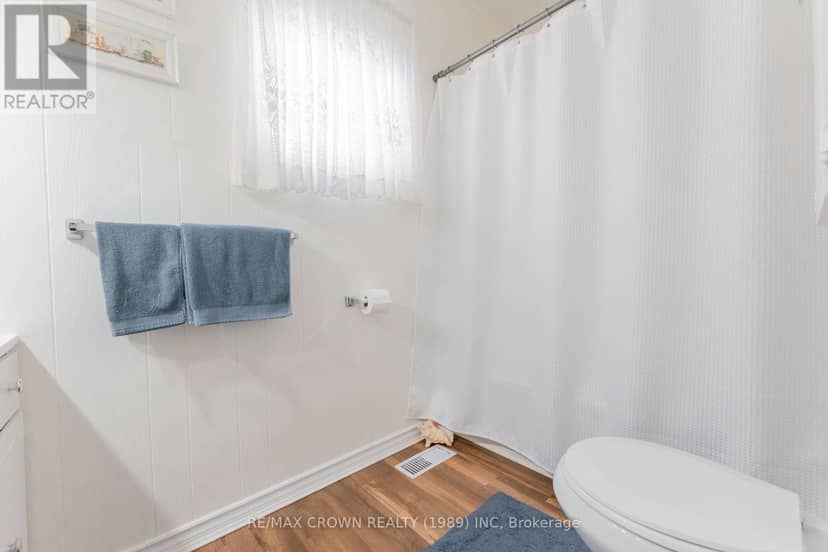 Opasatika - 104 Government Road — photo 21 of 40