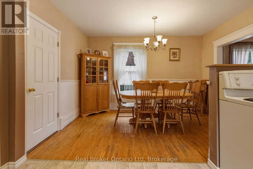 127 Garafraxa Street — photo 12 of 40
