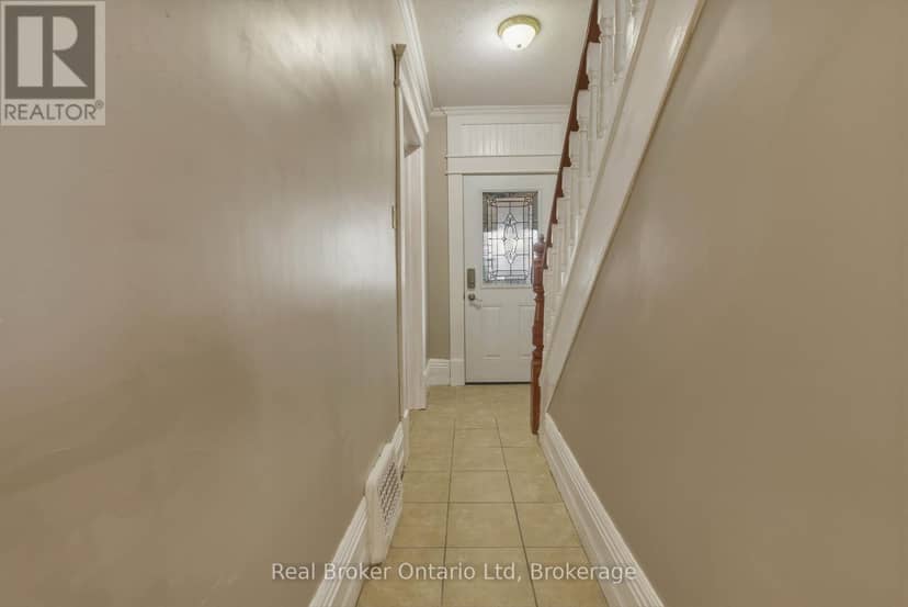 127 Garafraxa Street — photo 22 of 40