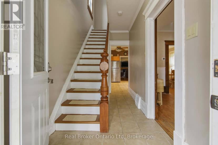 127 Garafraxa Street — photo 7 of 40