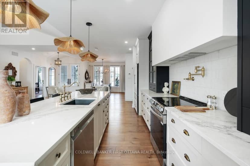 179 Glenncastle Drive — photo 9 of 40