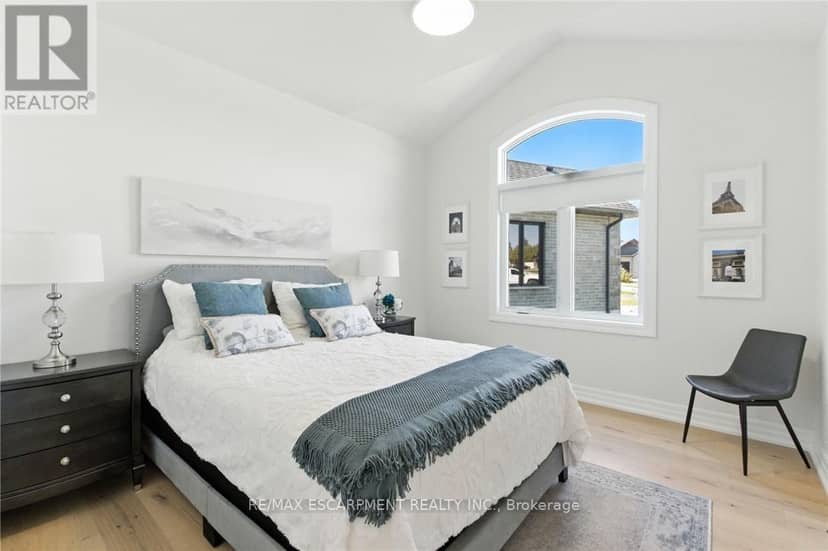 270 Charles Street — photo 19 of 40