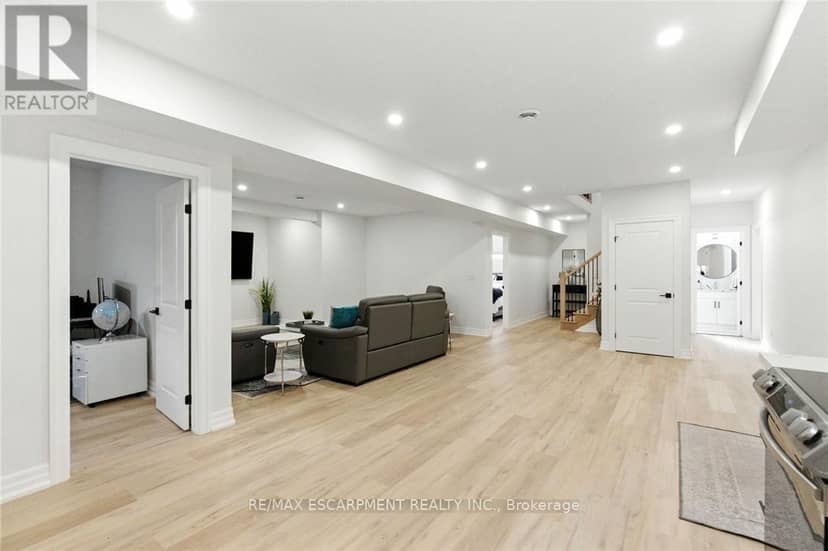 270 Charles Street — photo 28 of 40