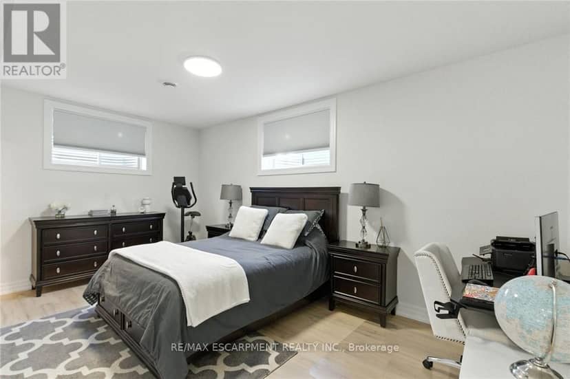 270 Charles Street — photo 35 of 40