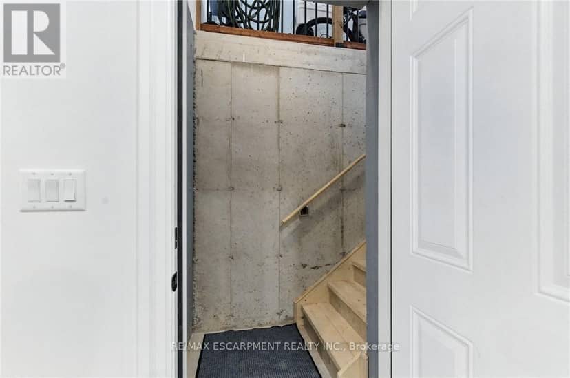 270 Charles Street — photo 38 of 40