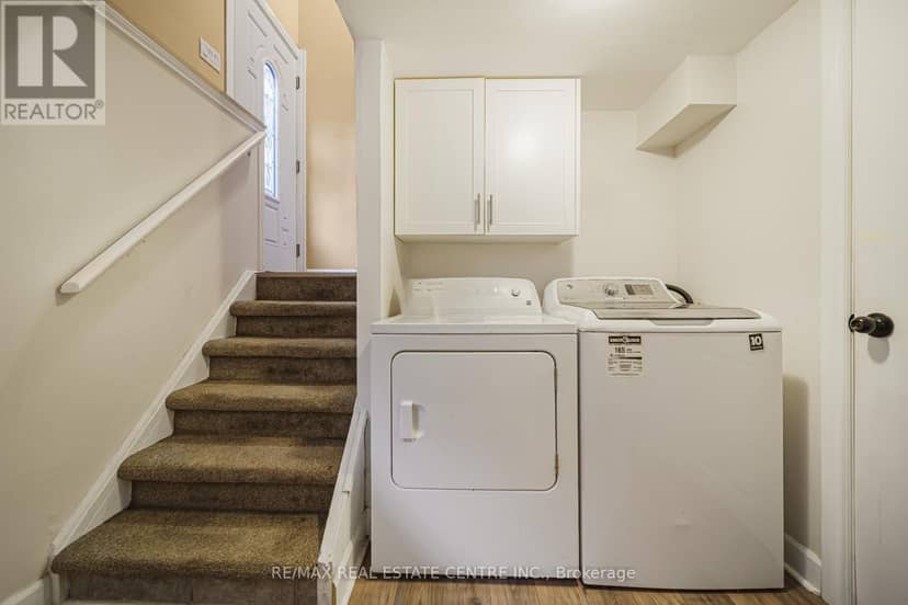 659 Upper Wellington Street E — photo 31 of 39