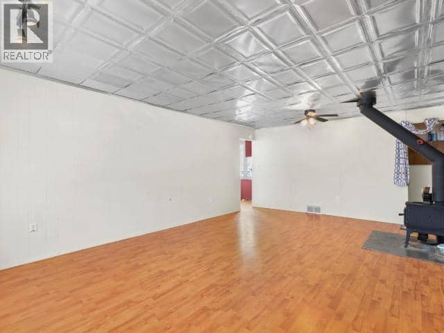 8150 8th Avenue — photo 3 of 28