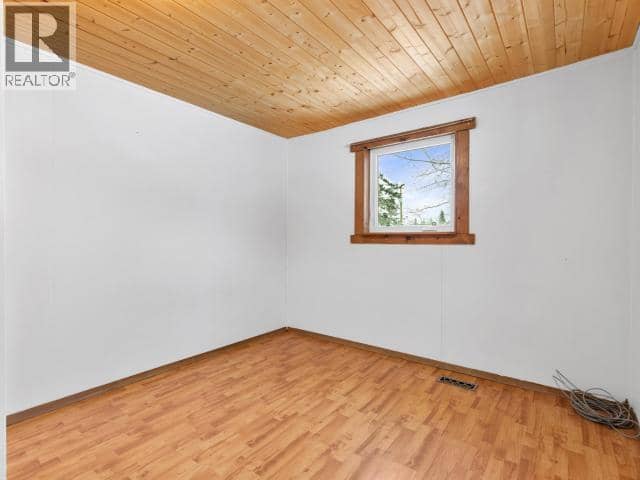 8150 8th Avenue — photo 7 of 28
