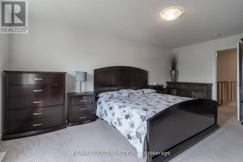 335 Stewart Street — photo 18 of 27