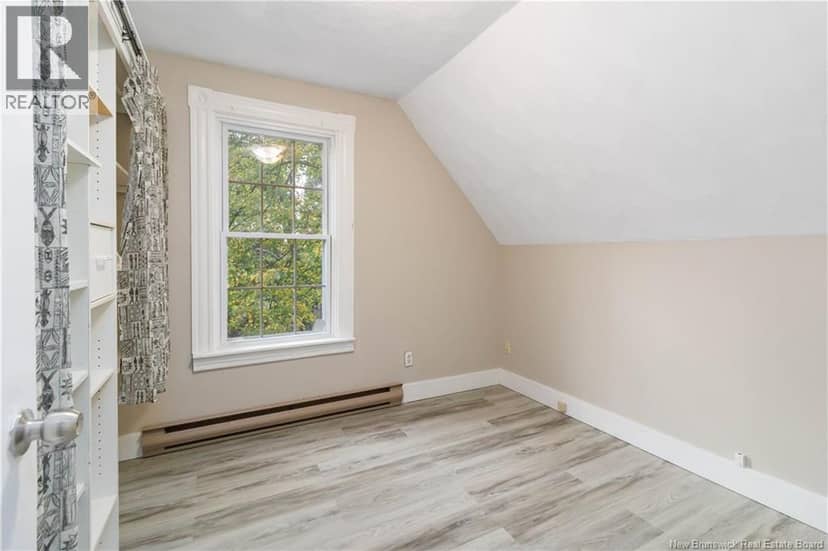 42-44 Edward — photo 21 of 40