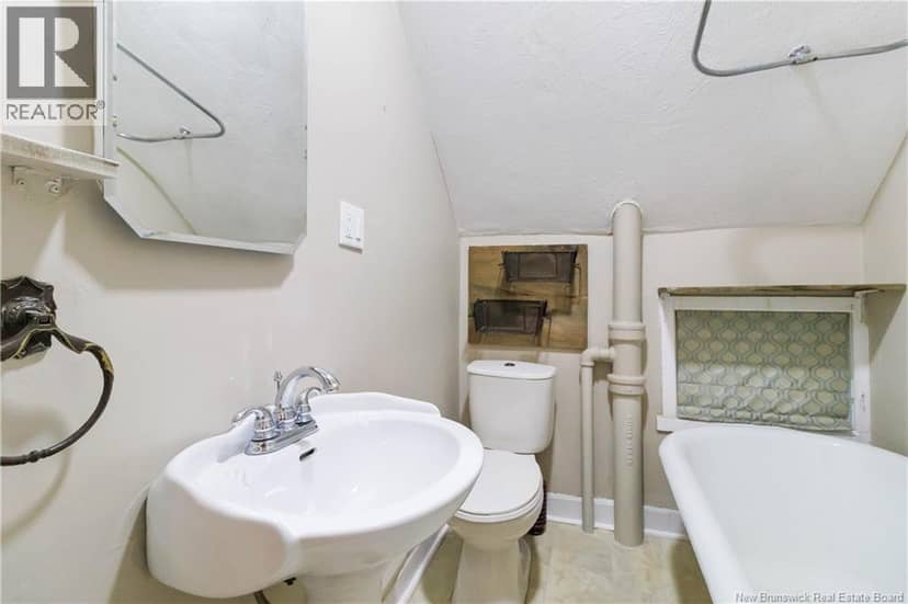 42-44 Edward — photo 25 of 40