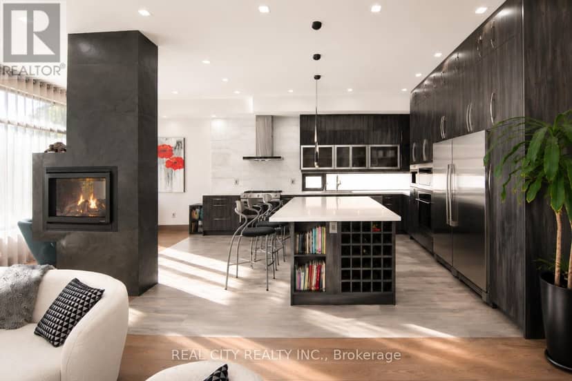 662 Byngmount Avenue — photo 12 of 40