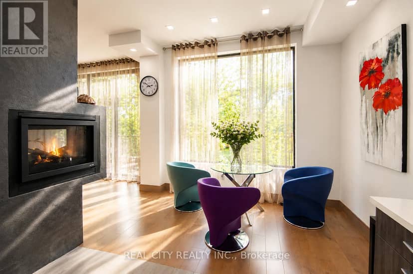662 Byngmount Avenue — photo 9 of 40
