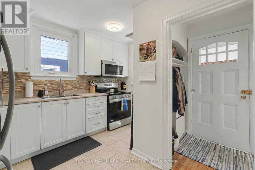 99 Dagmar Avenue — photo 11 of 31