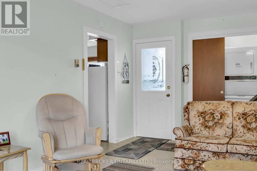 104 King Street — photo 10 of 39