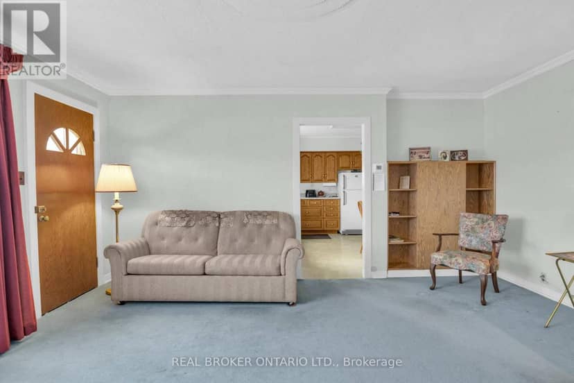 104 King Street — photo 18 of 39