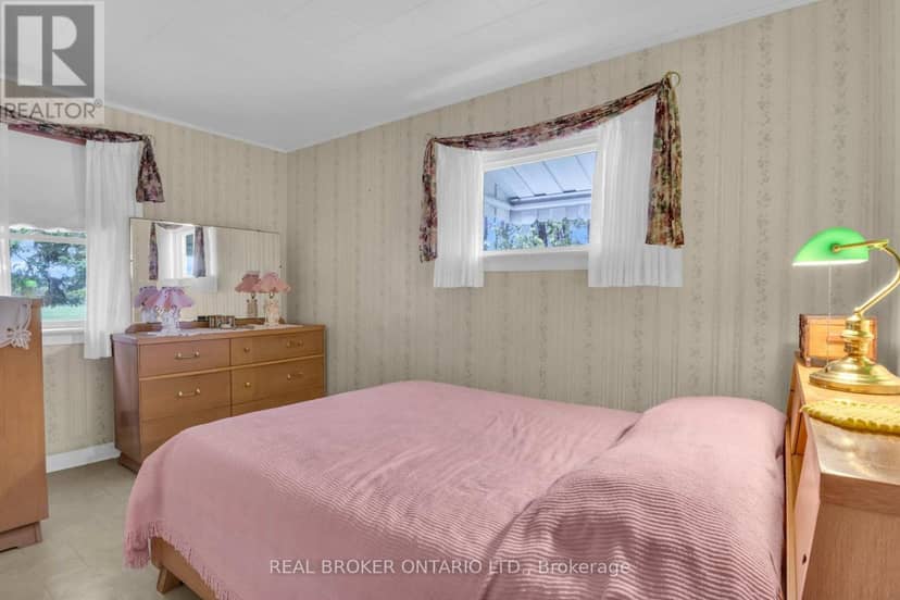 104 King Street — photo 21 of 39