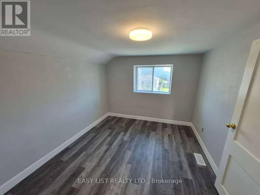 850 St Marys Street — photo 22 of 26
