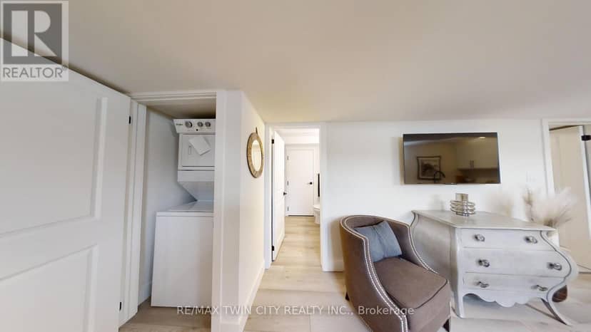 1715 Fairfield Road — photo 14 of 23