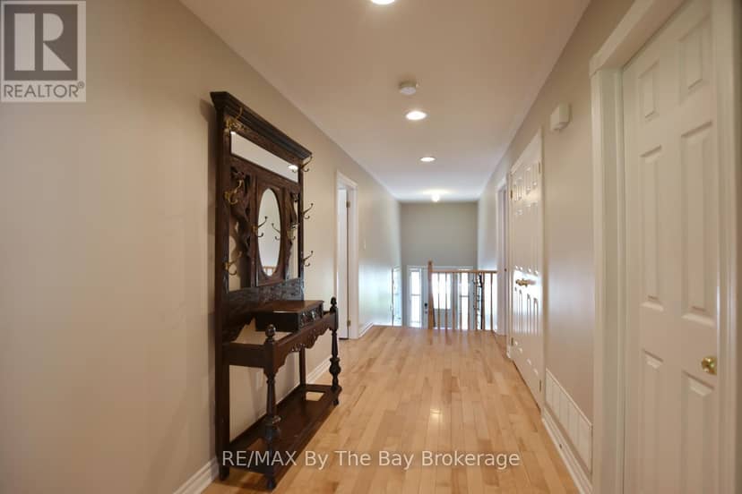 4 Anthony Street — photo 9 of 37