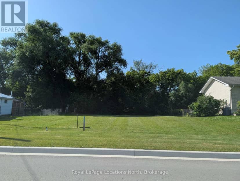 323 Sunnidale Street — photo 2 of 4