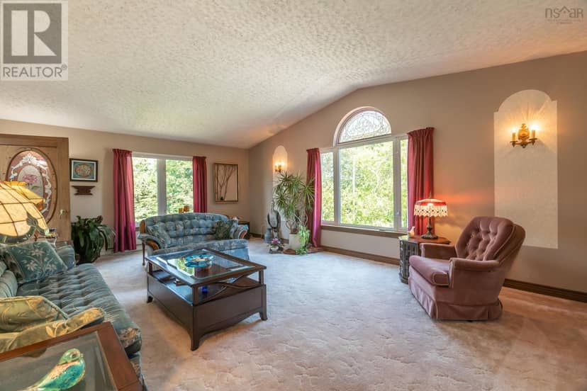 27 Basin View Lane — photo 13 of 40