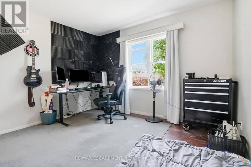 19 Victoria Street — photo 13 of 40