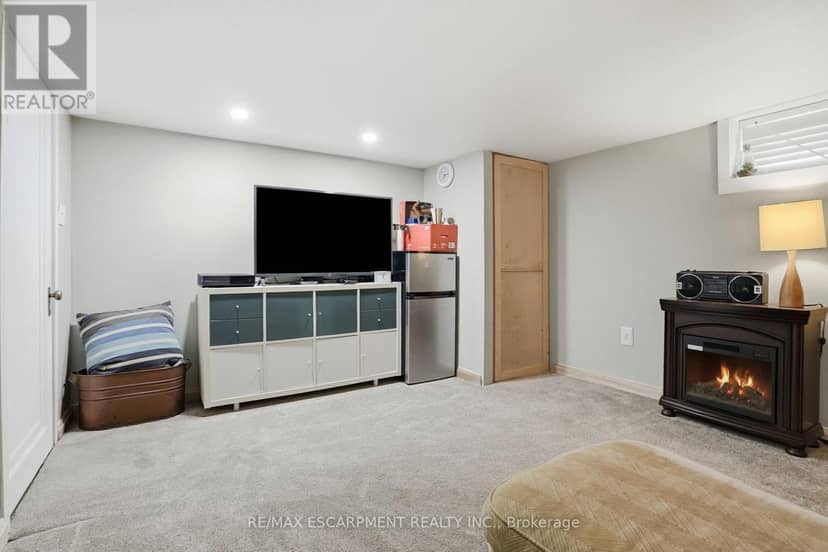19 Victoria Street — photo 32 of 40