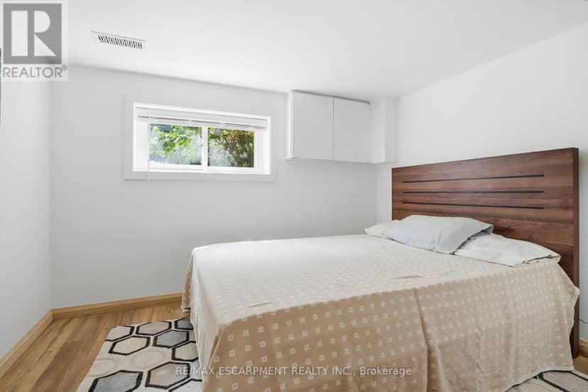 19 Victoria Street — photo 34 of 40