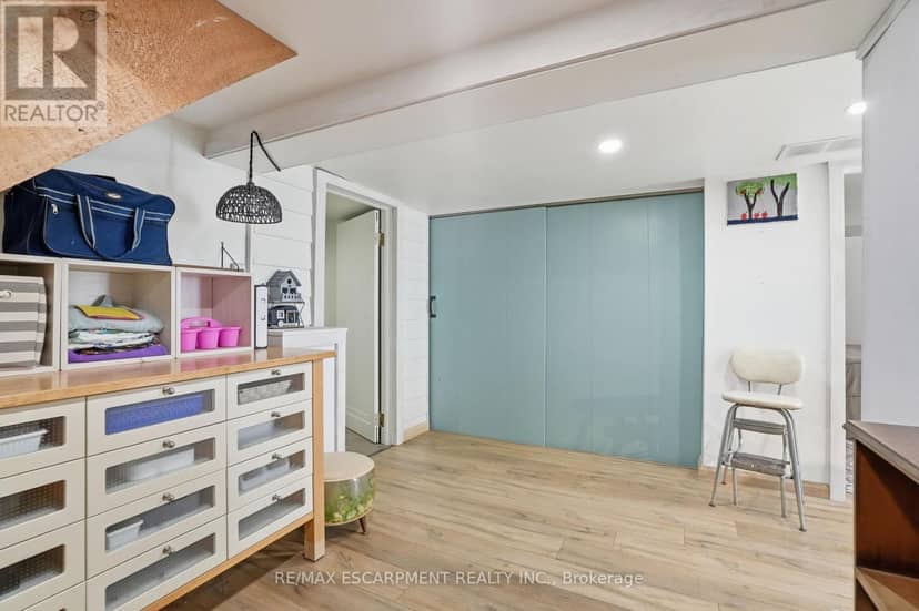 19 Victoria Street — photo 37 of 40