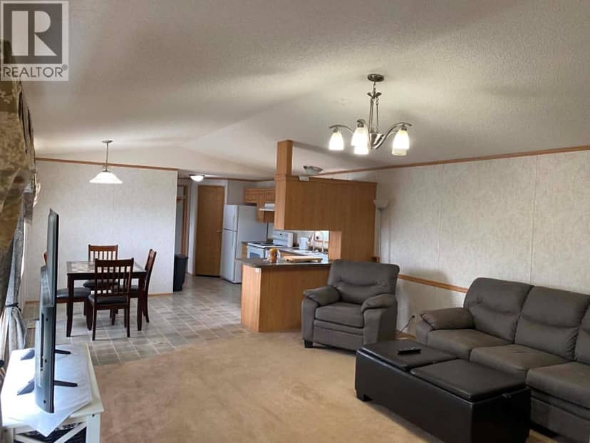 9800 18 Street Unit# 18, Dawson Creek, photo 2