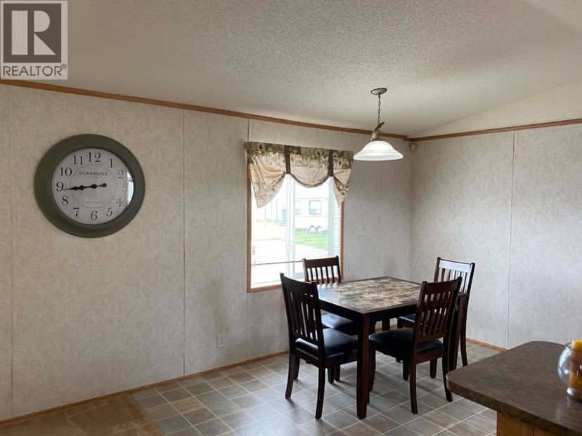 9800 18 Street Unit# 18, Dawson Creek, photo 5