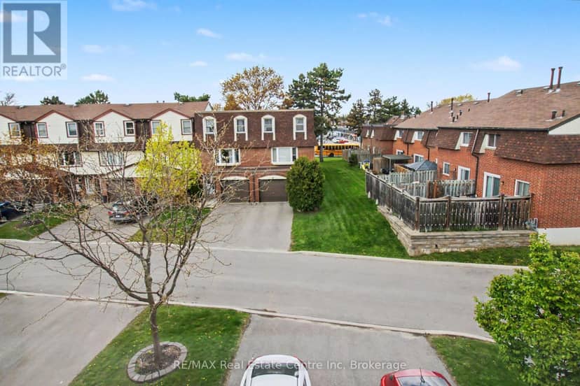 49 - 371 Bronte Street S — photo 33 of 39