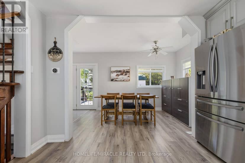 19 Gilbert Street — photo 13 of 32