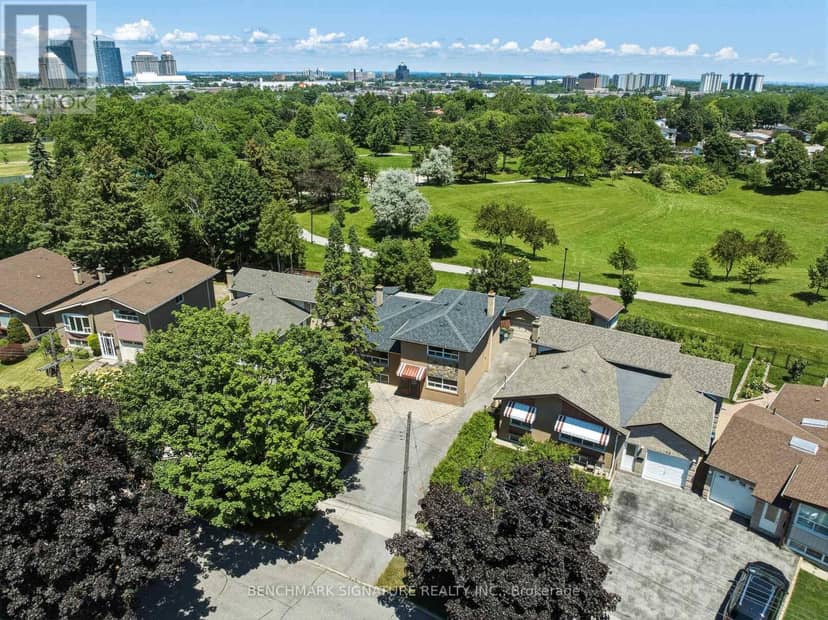 51 Baybrook Crescent — photo 3 of 40
