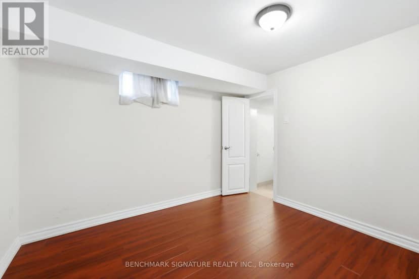 51 Baybrook Crescent — photo 30 of 40