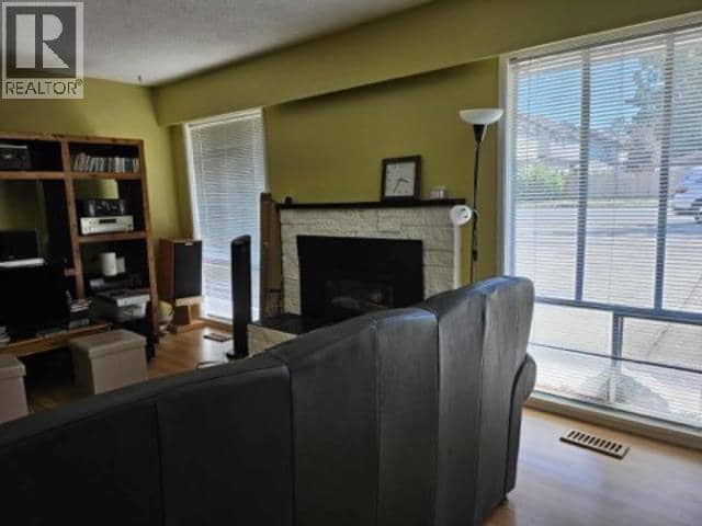 19435 PARK ROAD, Pitt Meadows, photo 3