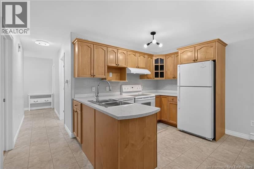 50 Damien Street Unit# 6 — photo 11 of 25