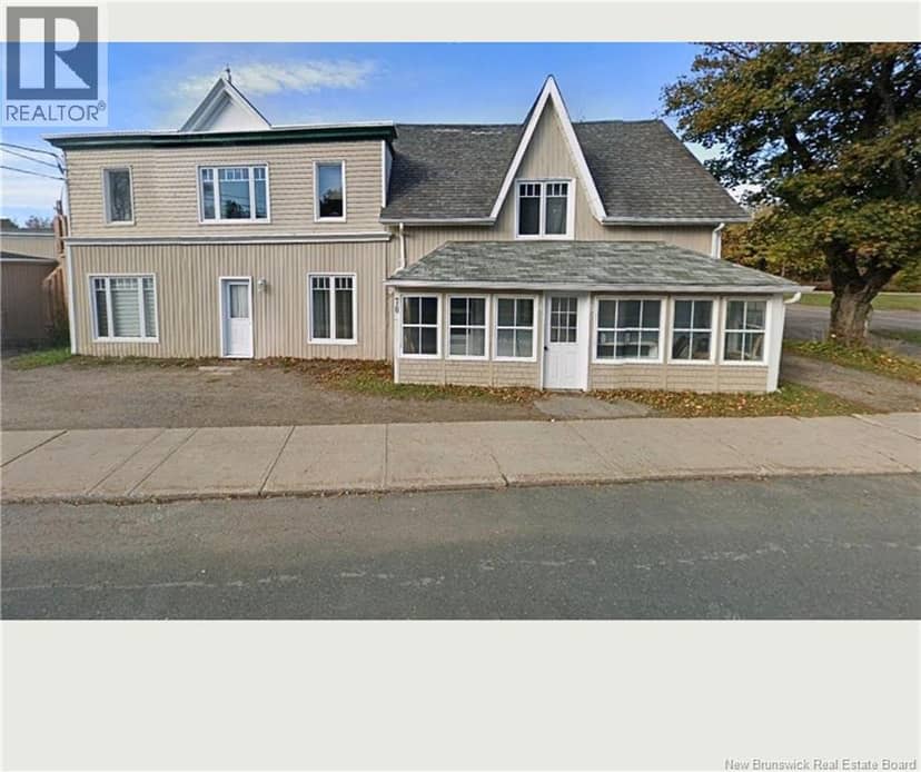 707 Boulevard St-Pierre Ouest, Caraquet, photo 2