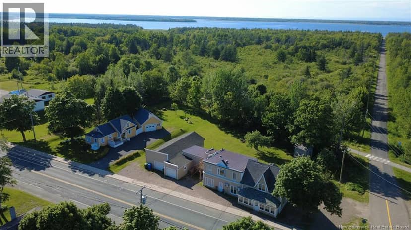 707 Boulevard St-Pierre Ouest — photo 11 of 26