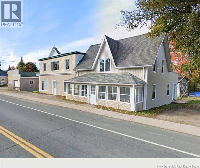 707 Boulevard St-Pierre Ouest, Caraquet